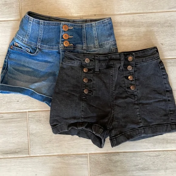 Jean shorts - Picture 1 of 2